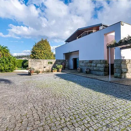 Quinta Dos Migueis View *