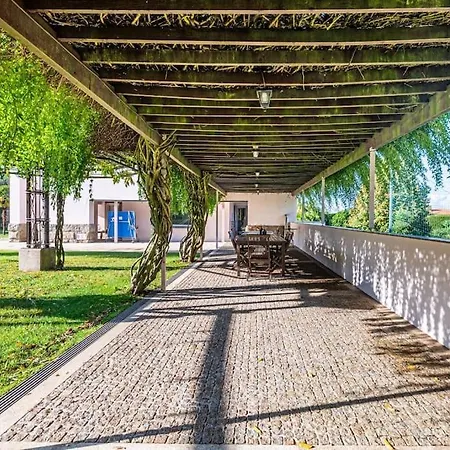 Quinta Dos Migueis View *